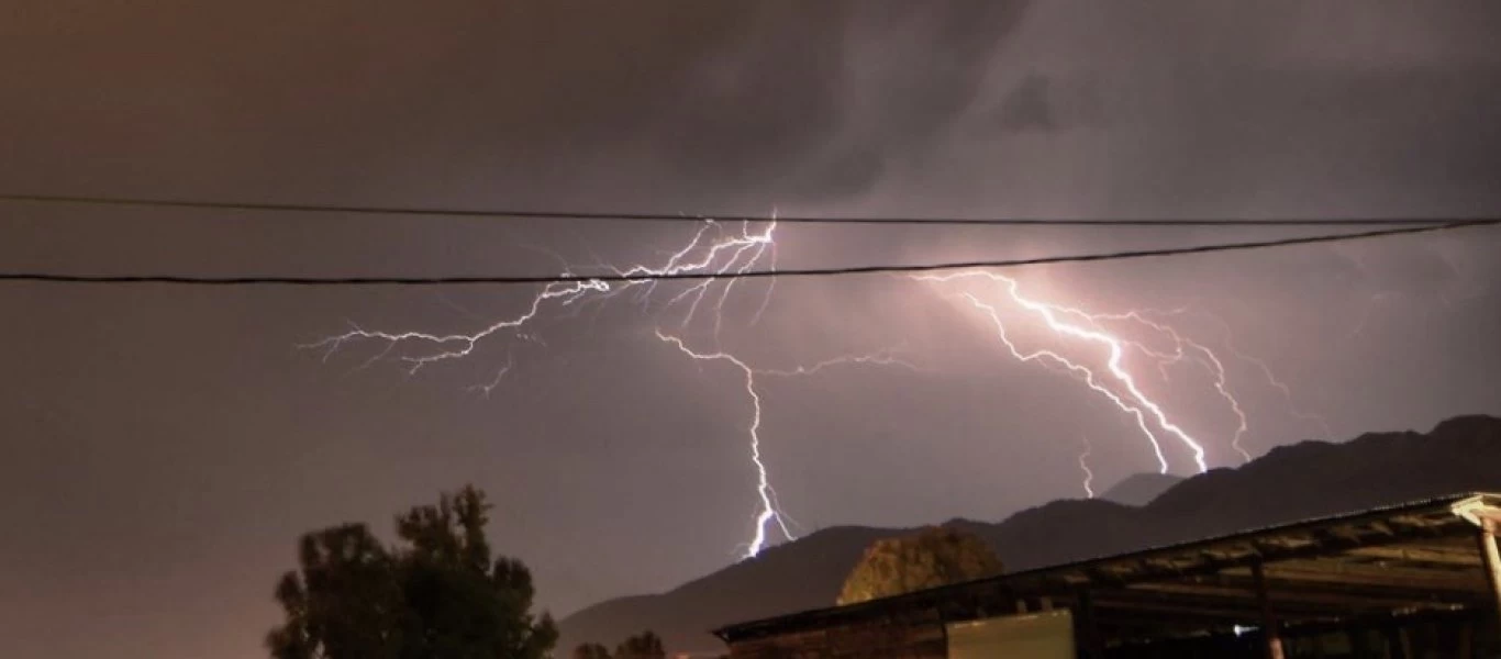 Κρήτη: 30 ζώα από κοπάδι στα Χανιά σκοτώθηκαν από κεραυνό